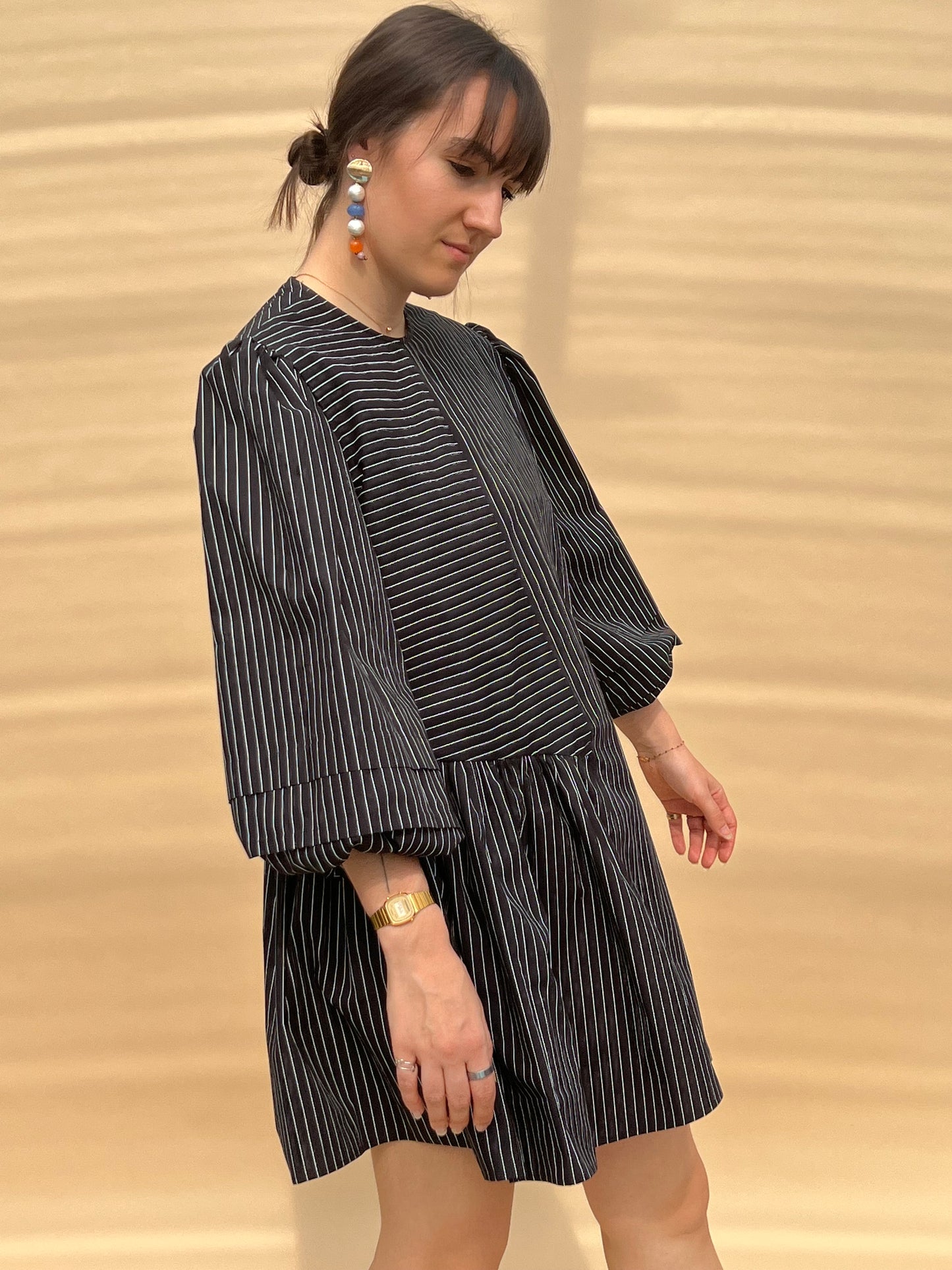 Robe à volant noir